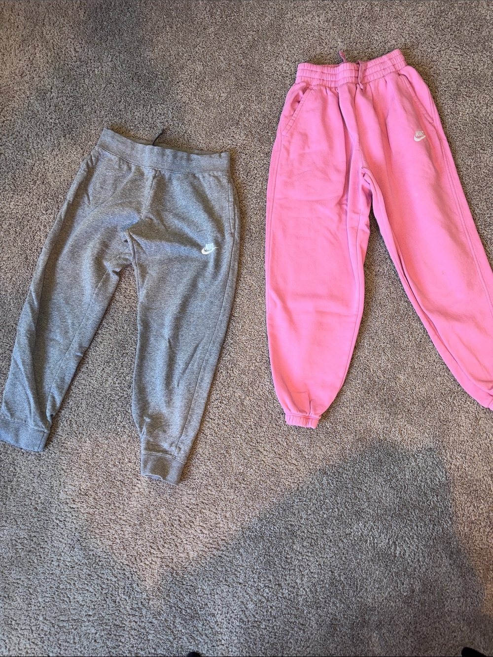 Nike Girl’s Pink & Gray Swoosh Sweatpants Duo